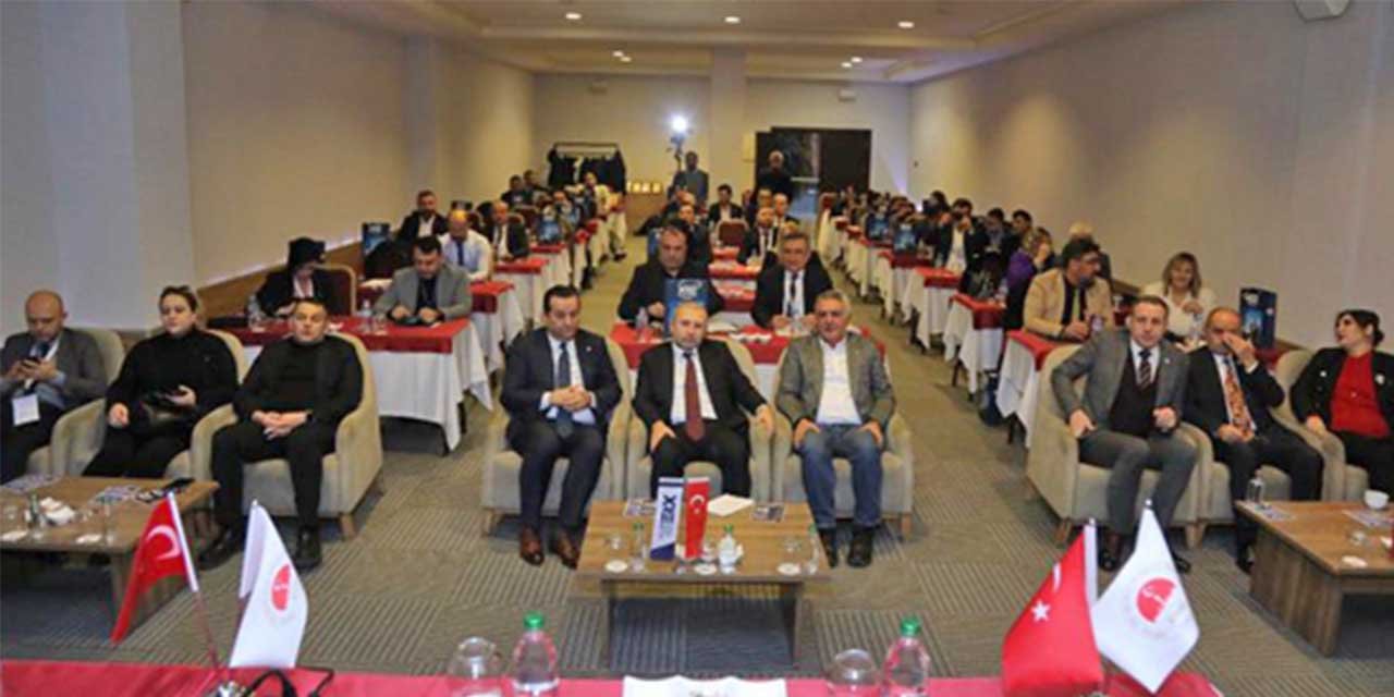 Öğretim görevlileri çalıştayda