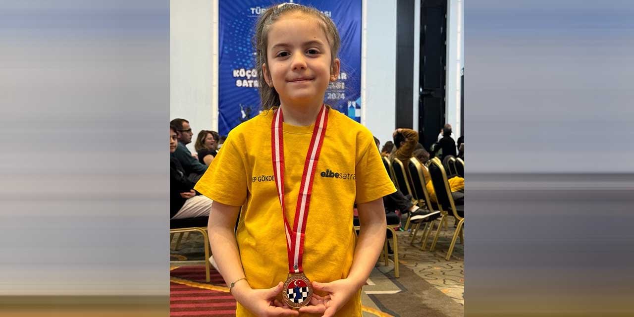 Kırıkkaleli Zeynep’ten Türkiye dördüncülüğü