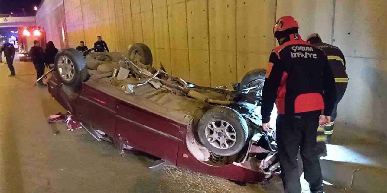 Kontrolden çıkan otomobil karşı şeritteki araca çarpıp takla attı: 1 ölü, 3 yaralı