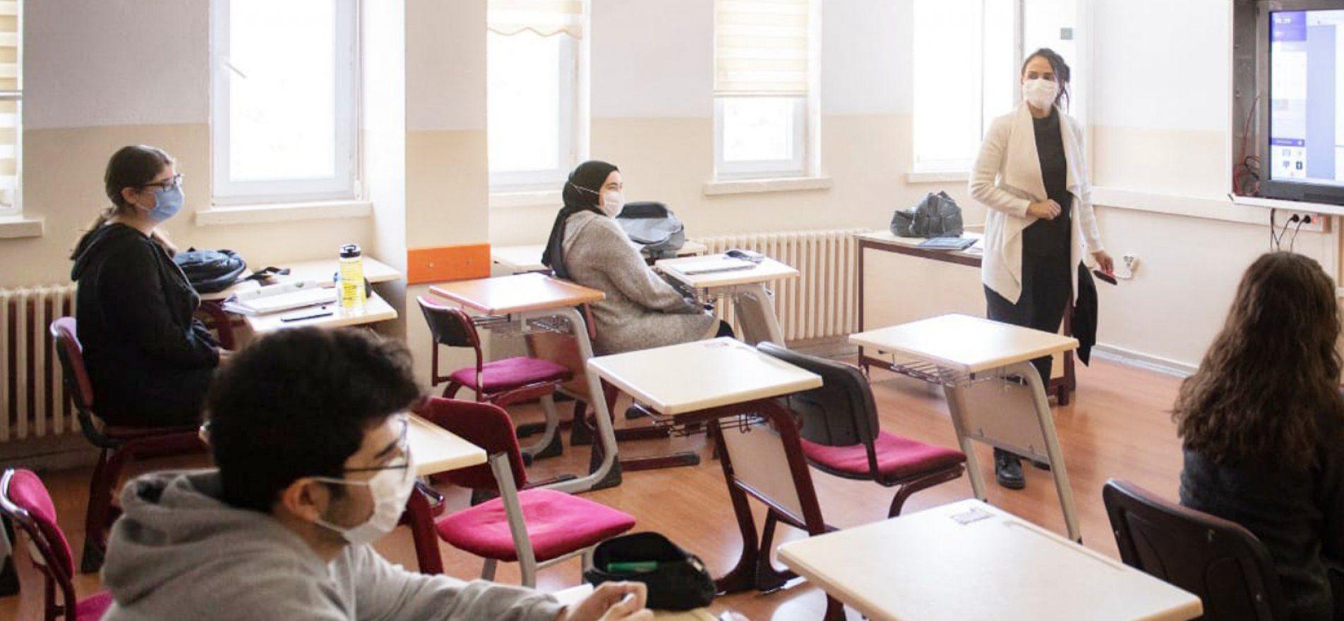 Liselerde Yüz Yüze ve Uzaktan Eğitim İlişkin Usul ve Esaslar Belirlendi