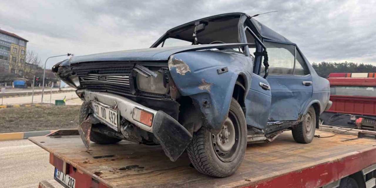 İşçi servisi ile otomobil çarpıştı!