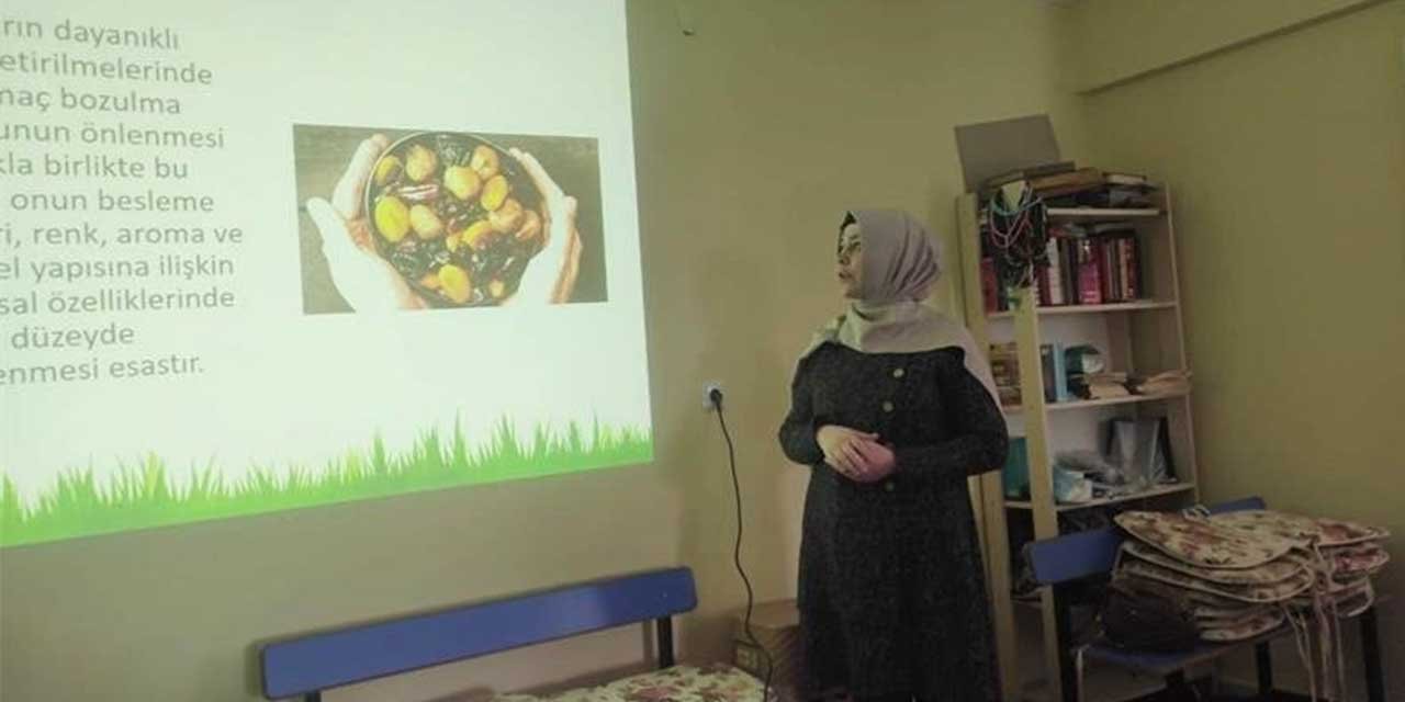 Kadın çiftçilere gıda eğitimi