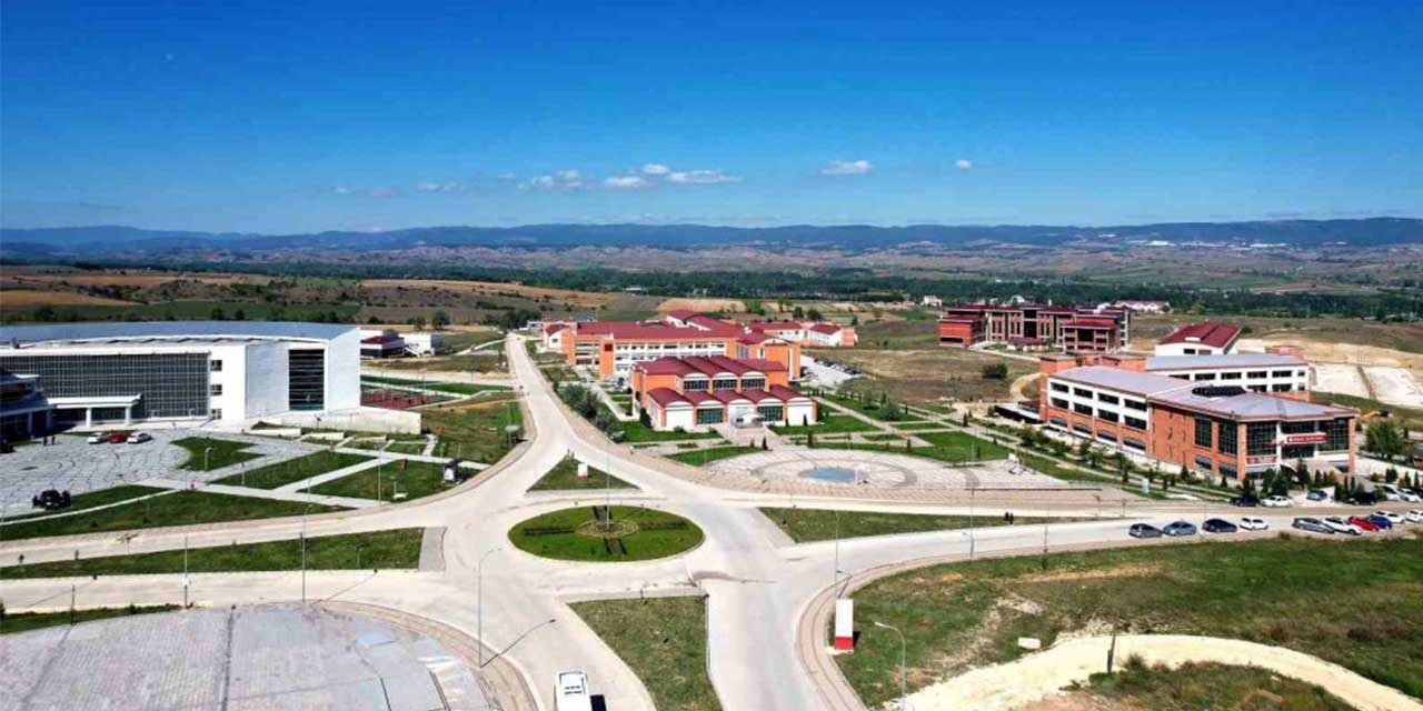 Kastamonu Üniversitesi yeni açılan bölümlerle büyümeye devam ediyor