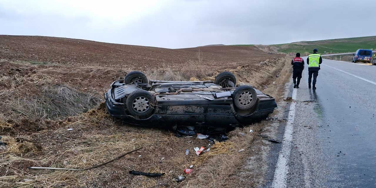 Kırıkkale'ye gelirken otomobili takla attı!