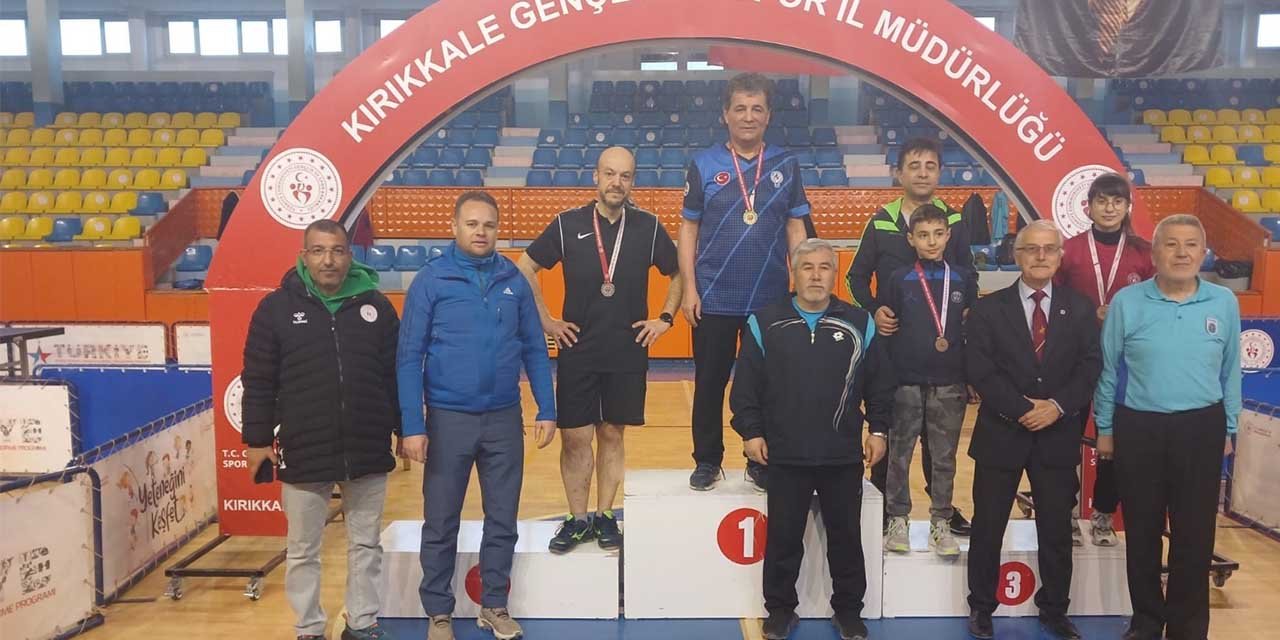 Kırıkkale’de masa tenisi turnuvası sona erdi