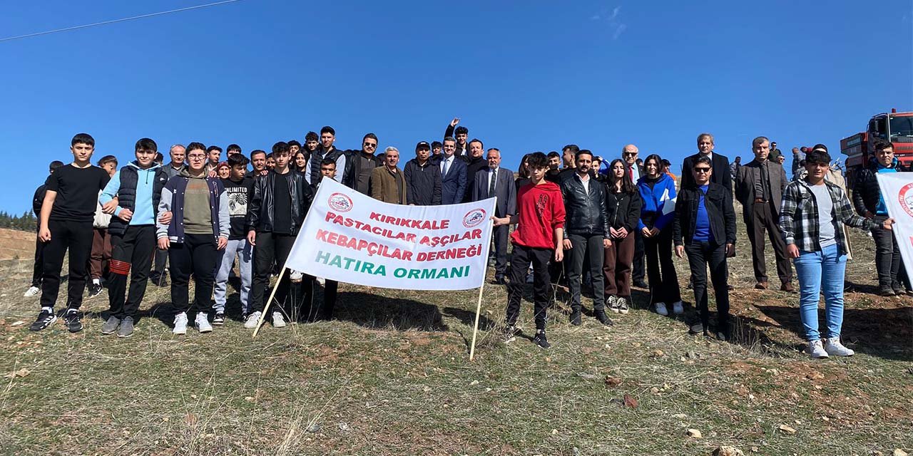 Yemek yapan eller bu kez fidan dikti