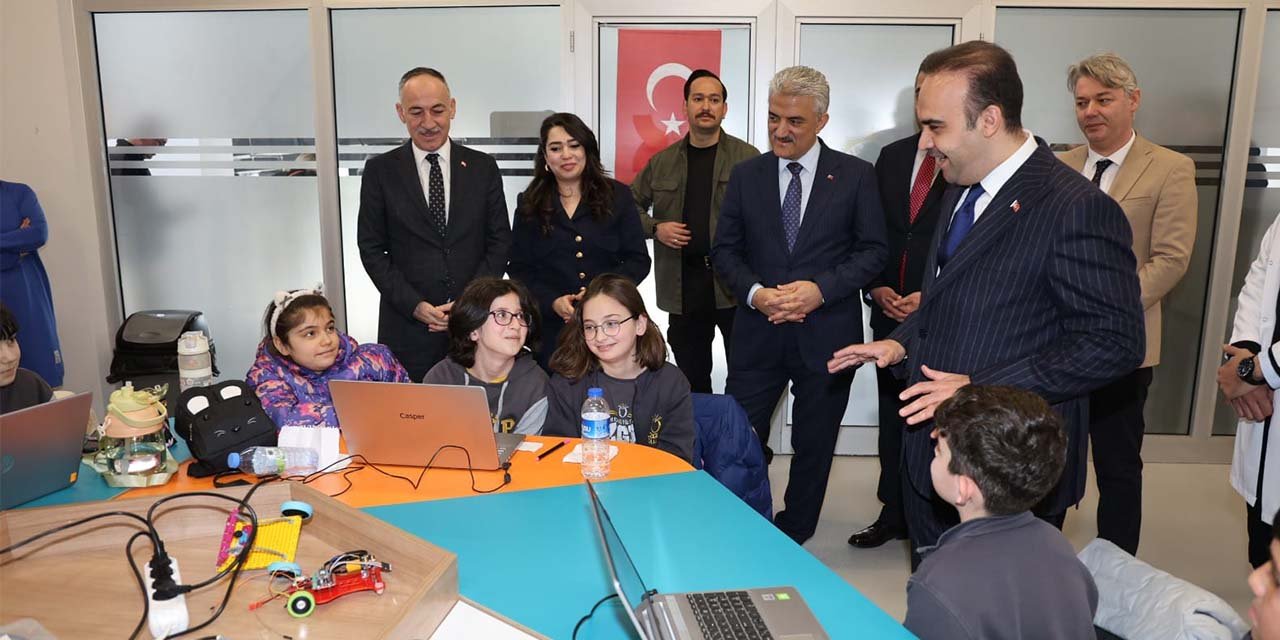 Kırıkkaleli gençler, bilimin ışığında eğitim alıyor