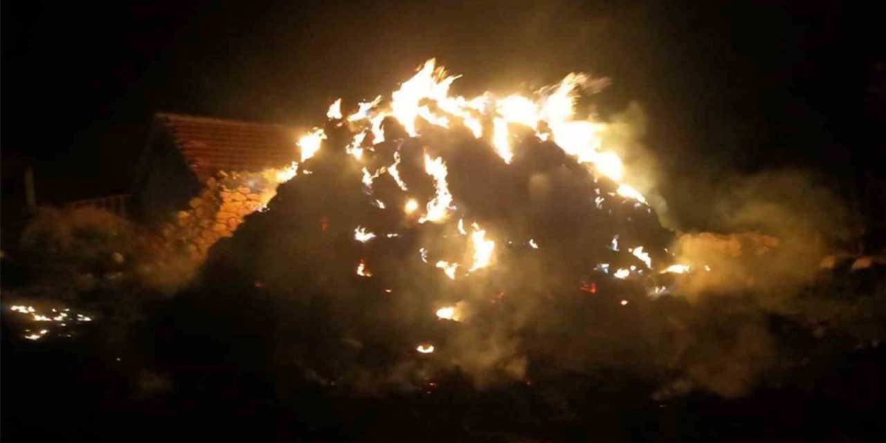 Alaca’da 700 saman balyası alev alev yandı