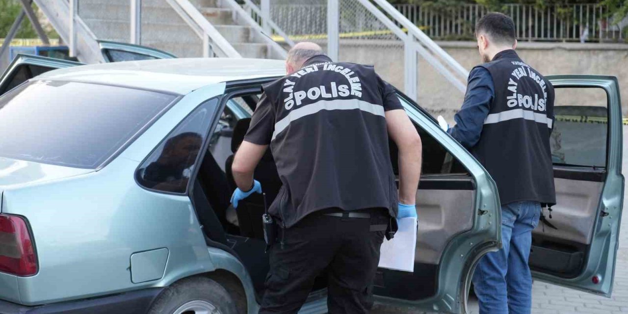 Kırıkkale'de korkunç olay! Sevgilisi boğazından bıçakladı!