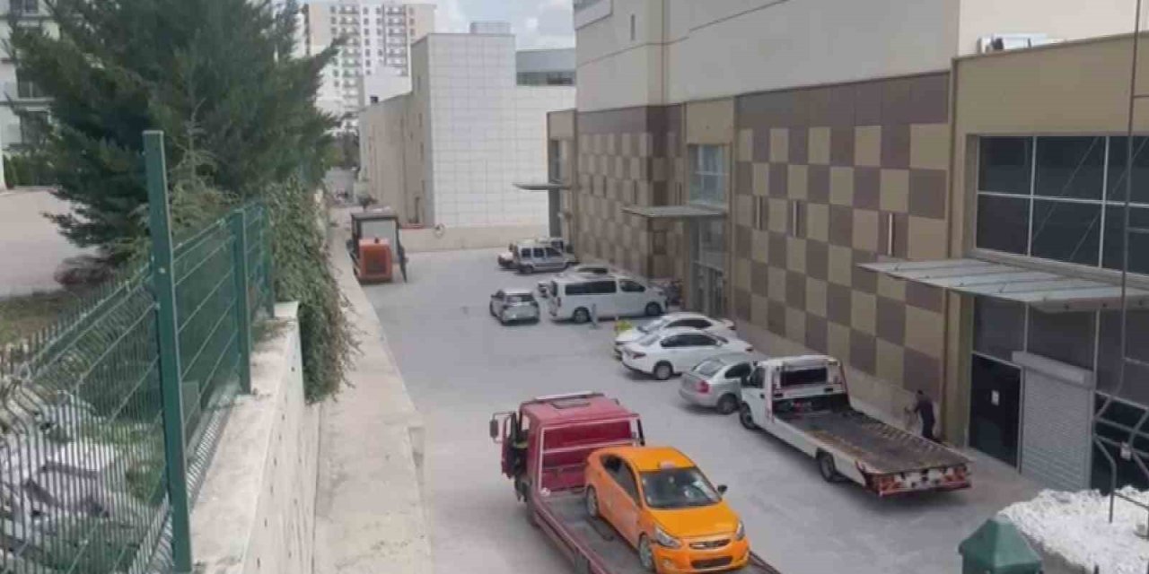 Ankara’da polisten kaçan taksi sürücüsü 2 duvar arasına sıkıştı