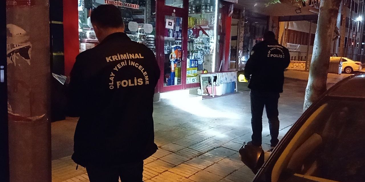 Bıçaklı kavgada ağır yaralanan genç tedavi altına alındı