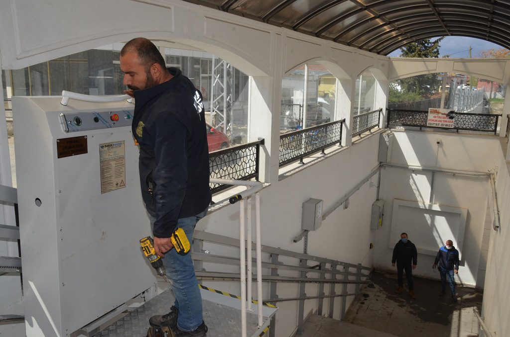 Zarar gören asansör aktif hale getirildi