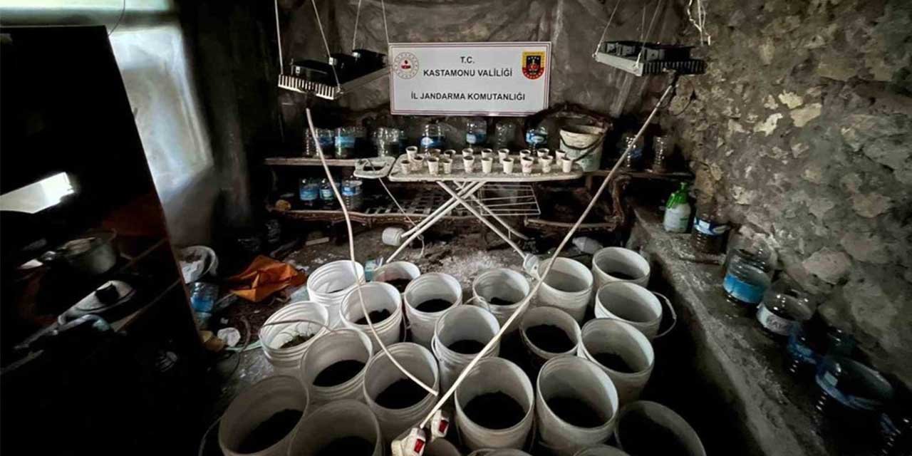 Evlerini uyuşturucu imalathanesine çeviren şahıslara operasyon