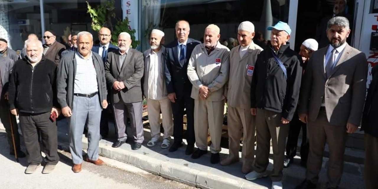 İlk hac kafilesi dualarla uğurlandı