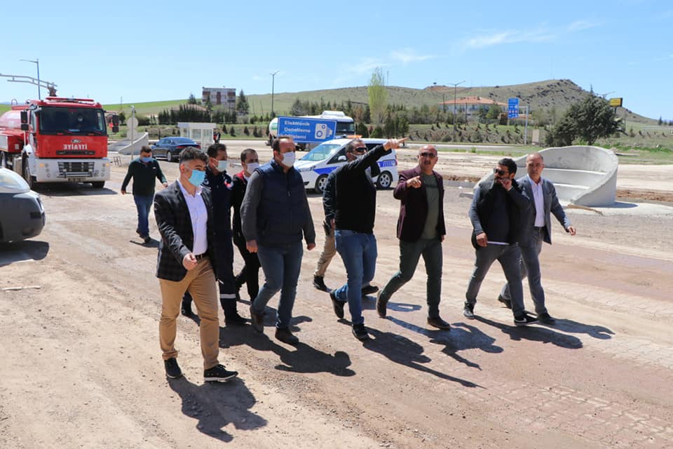 YurtKur caddesinde altyapı çalışması