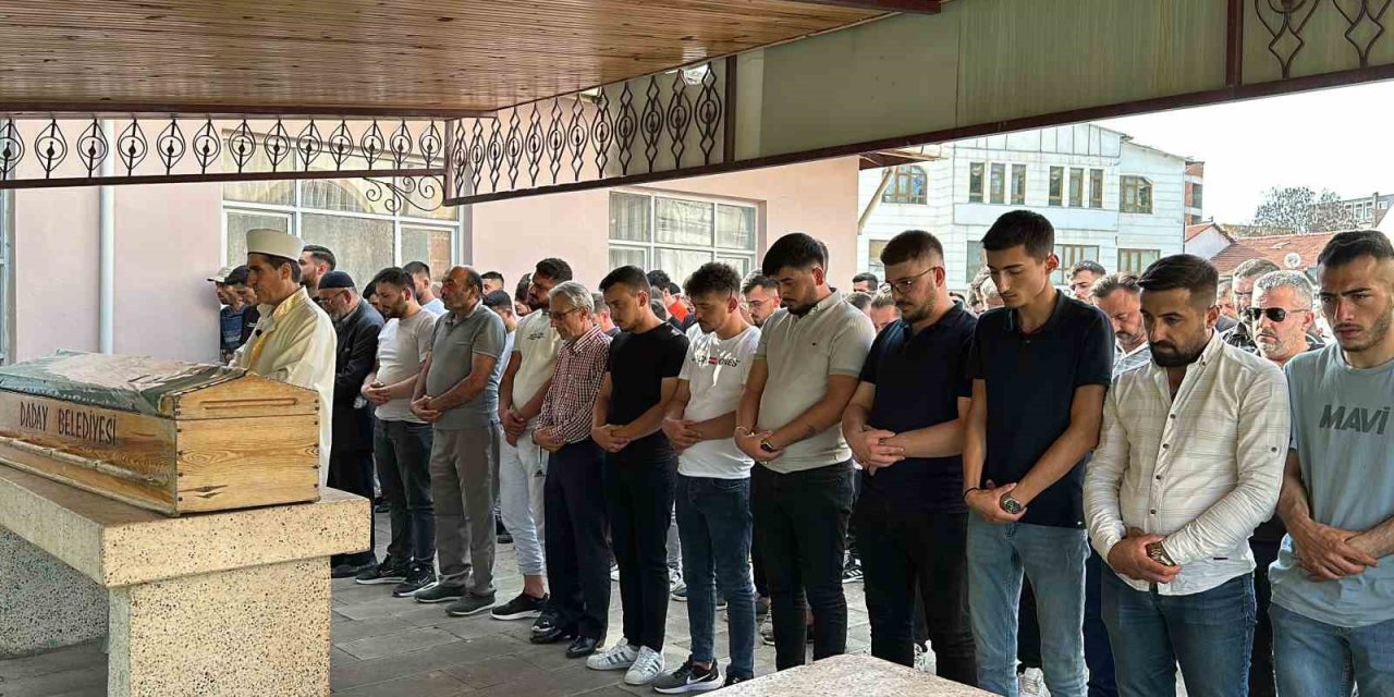 Tofaş araç ile karıştığı kazada can vermişti, dayısının sözleri yürek burktu