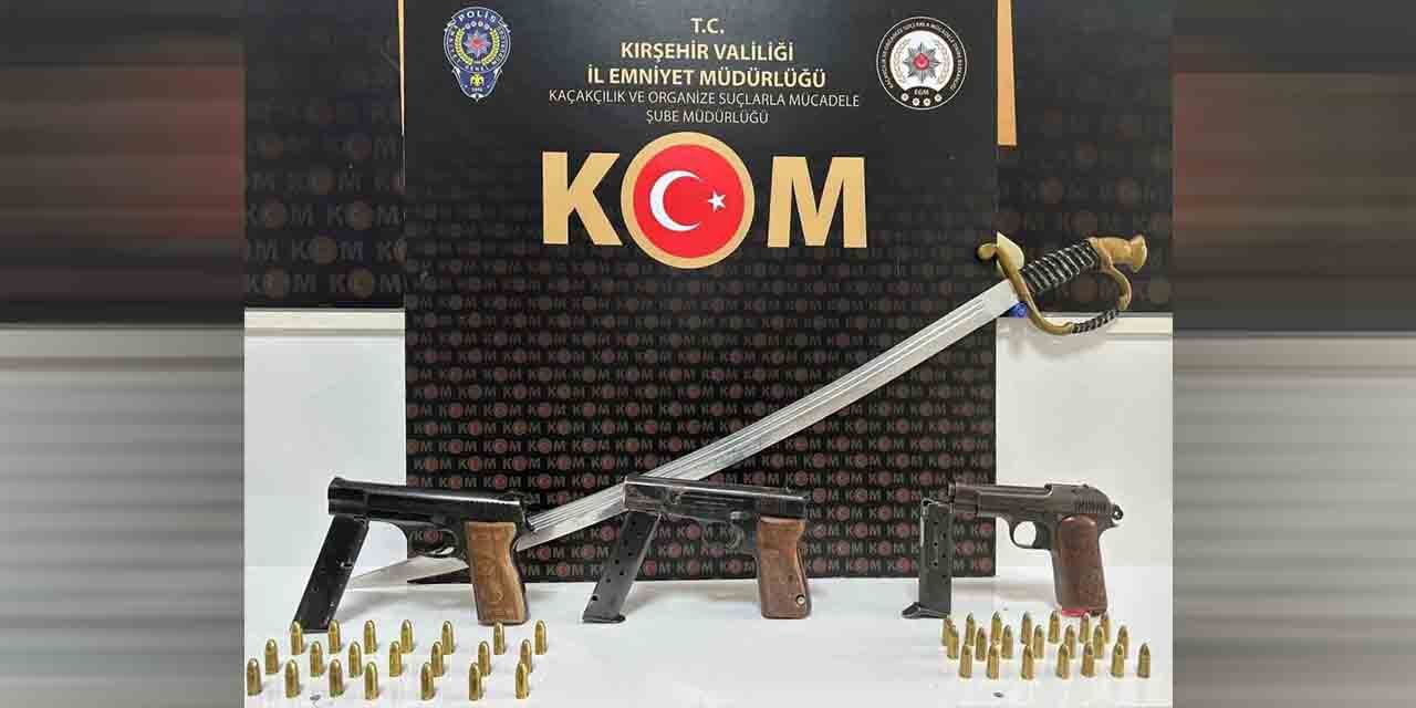 Silah tacirlerine eş zamanlı operasyon: 4 gözaltı