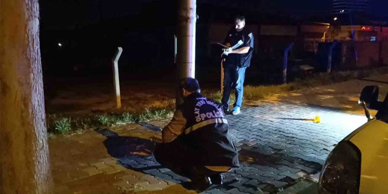 Caddede yürüyen kadın bıçaklı saldırıya uğradı