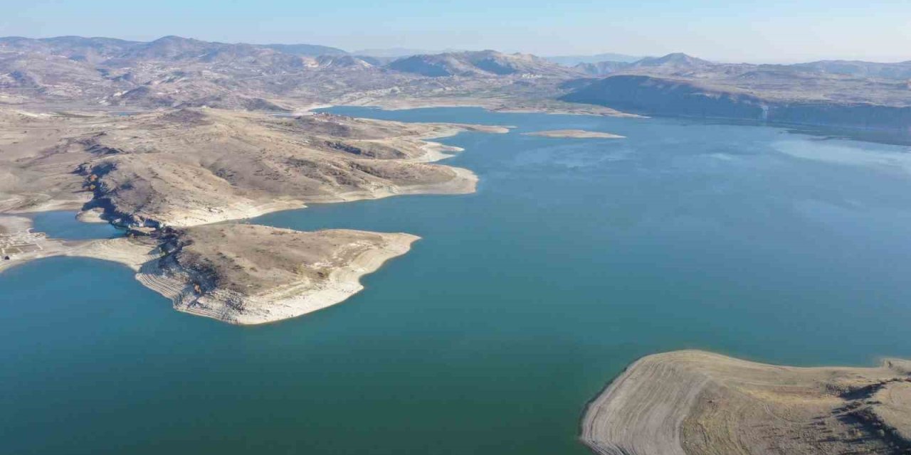 Serinlemek için suya girerken canınızdan olmayın