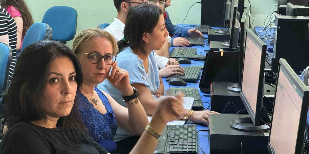 ÇOKİŞ’ten firmalara excel kursu