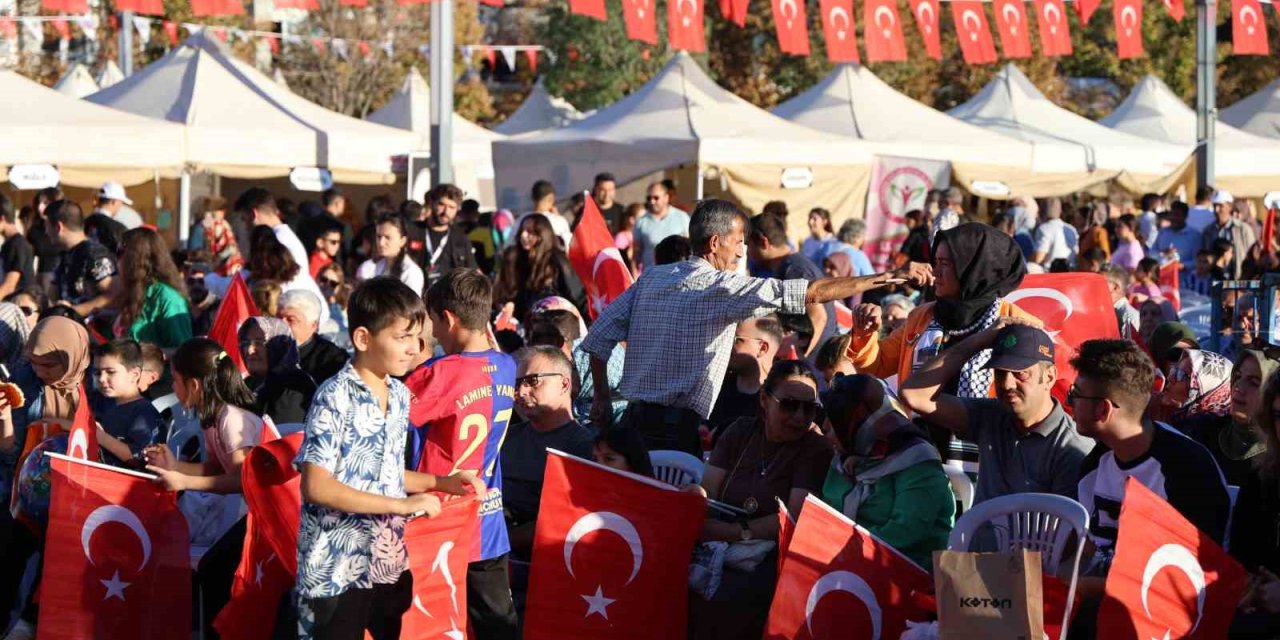 Milli Eğitim Bakanı Tekin: "Ahiliği okullarımızda öğretmek ve yaşatmak istiyoruz"