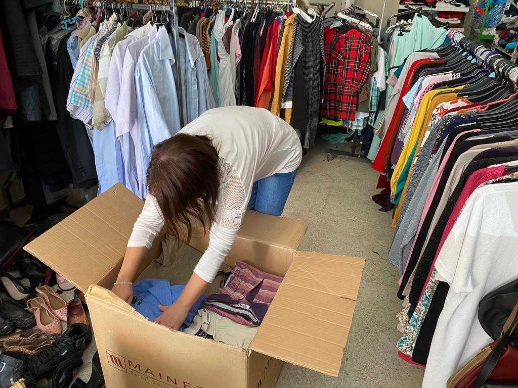 Bahşılı’dan yangınzedelere giysi yardımı