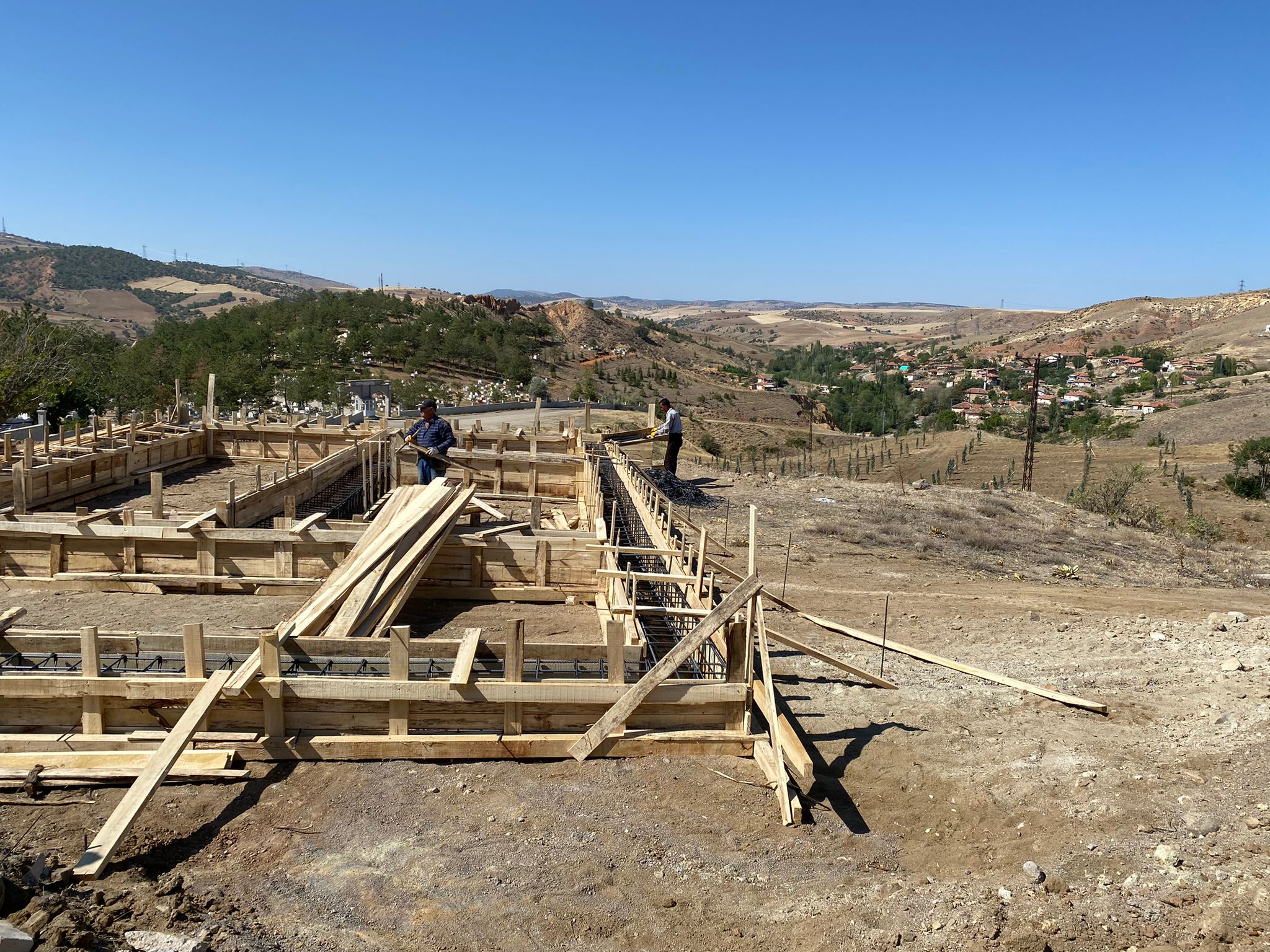 Bahşılı’da Mezarlık kompleksi yapılıyor