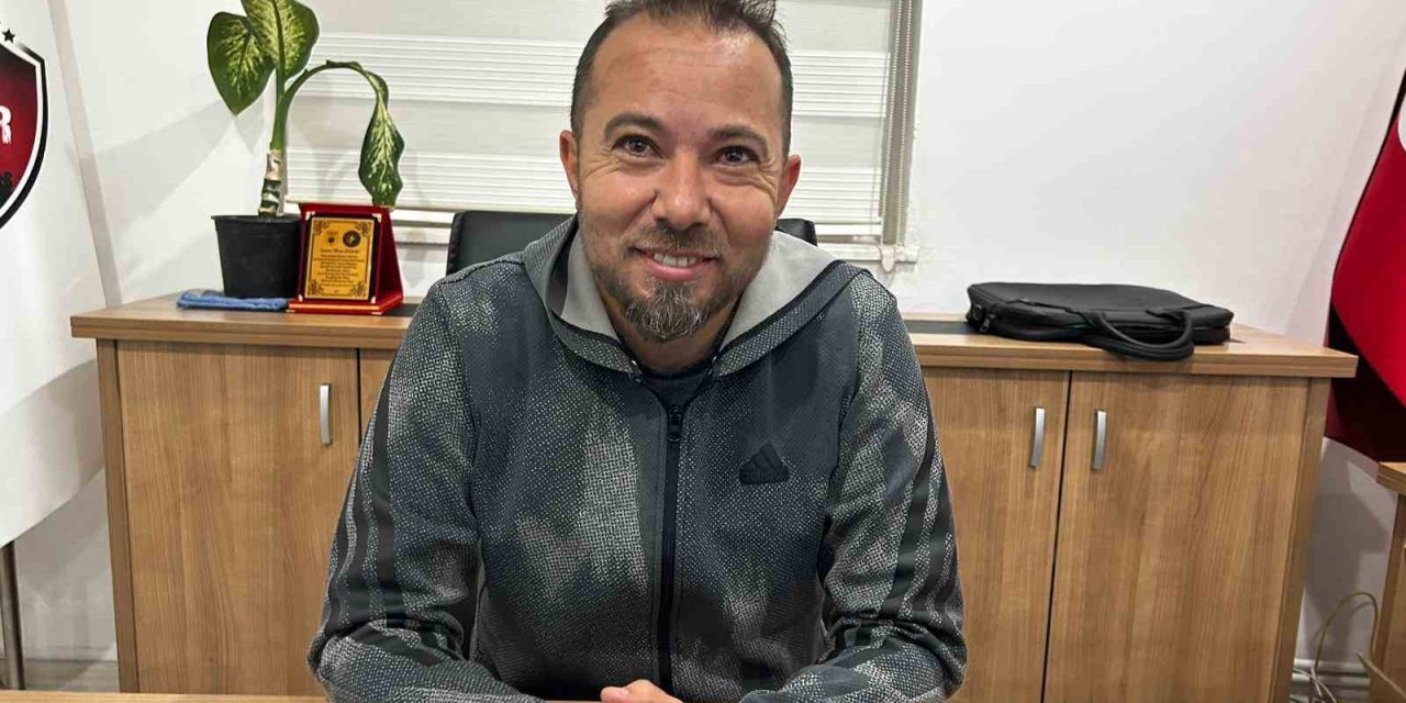 Teknik direktörü İlhan Özbay istifa etti