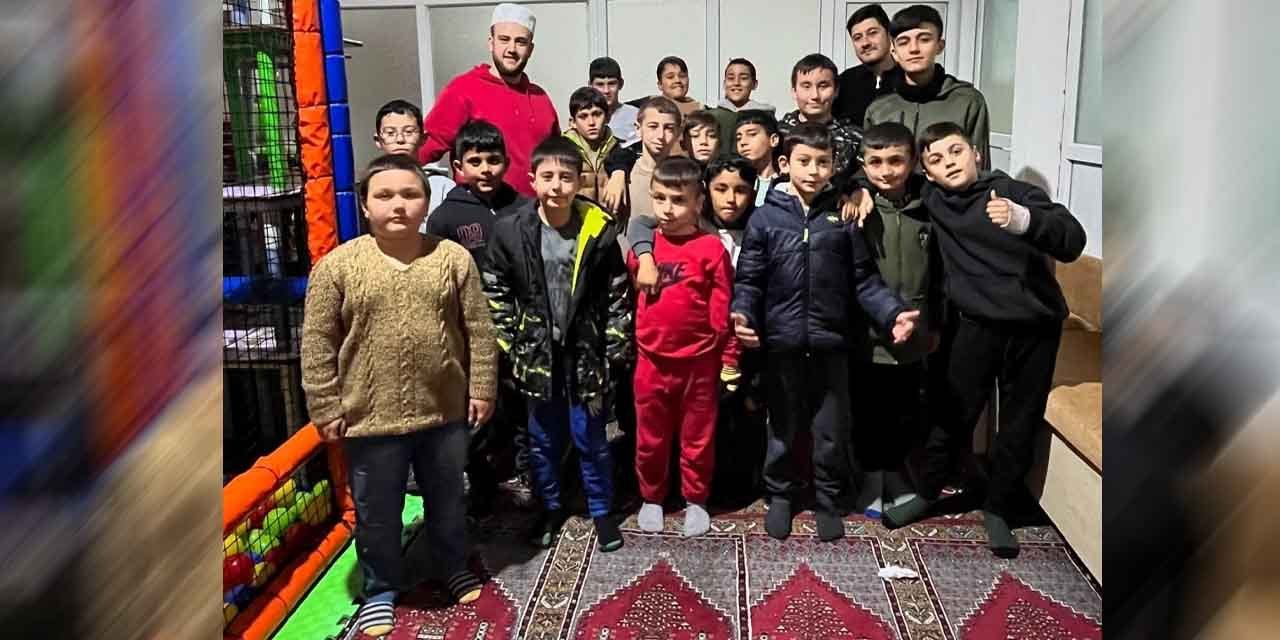 Gençlere Peygamberimizin hayatı anlatıldı