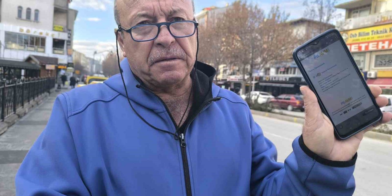 Aynı kişiye 3 kez 34 bin TL kaptırdı