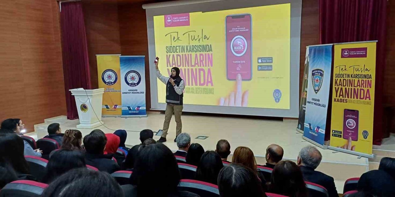 Kırşehir polisi öğrencileri bilgilendirdi