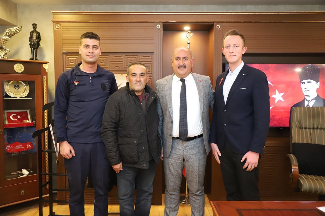 Başarılı personeller ödüllendirildi