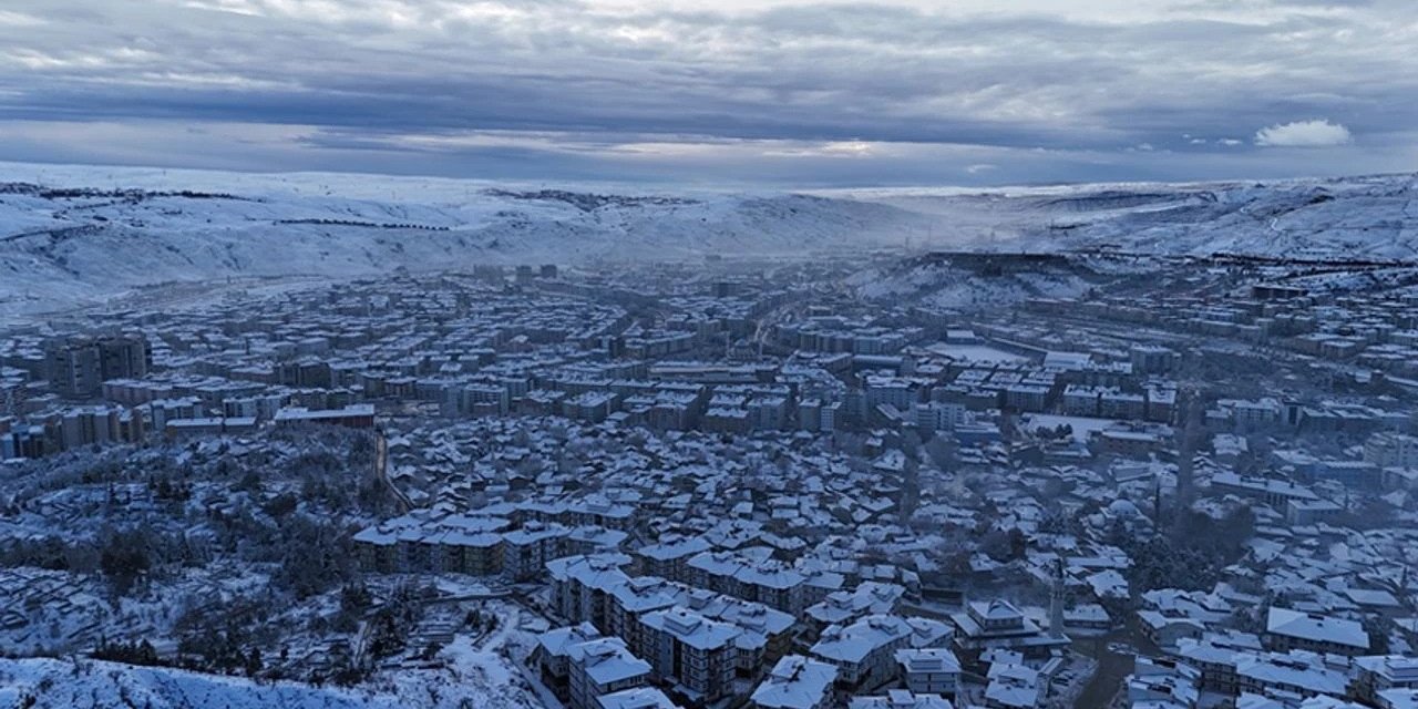 Çankırı buz kesti: Sıfırın altında 12 derece ölçüldü