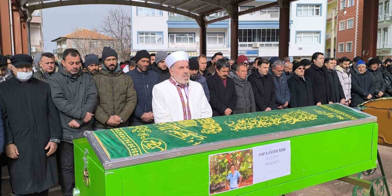 Lübnan’dan İsrail’e geçmeye çalışırken öldürülen Türk vatandaşı son yolculuğuna uğurlandı