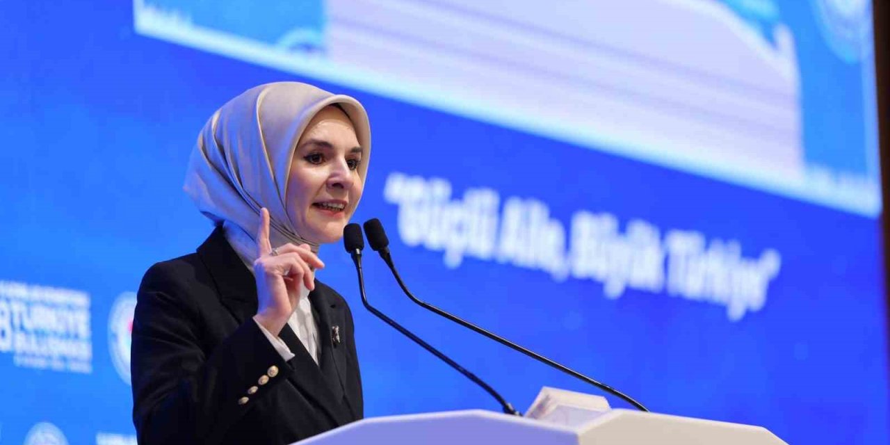 Bakan Göktaş: "İstihdamda olan kadınların doğurganlık hızı 1,38"