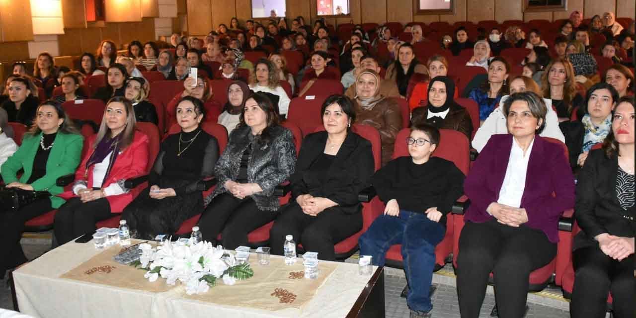 Kadınlar topluma güç verir