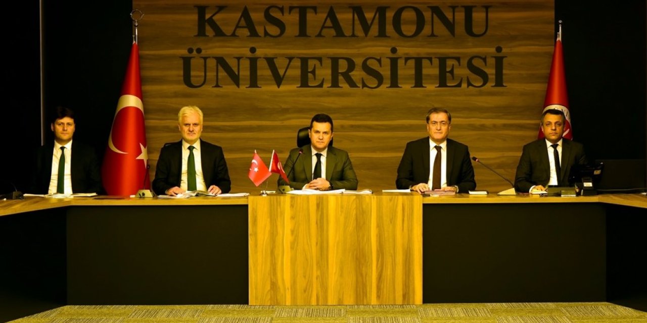Kastamonu Üniversitesi Senatosu, akademik performans ve 2025 hedeflerini değerlendirdi