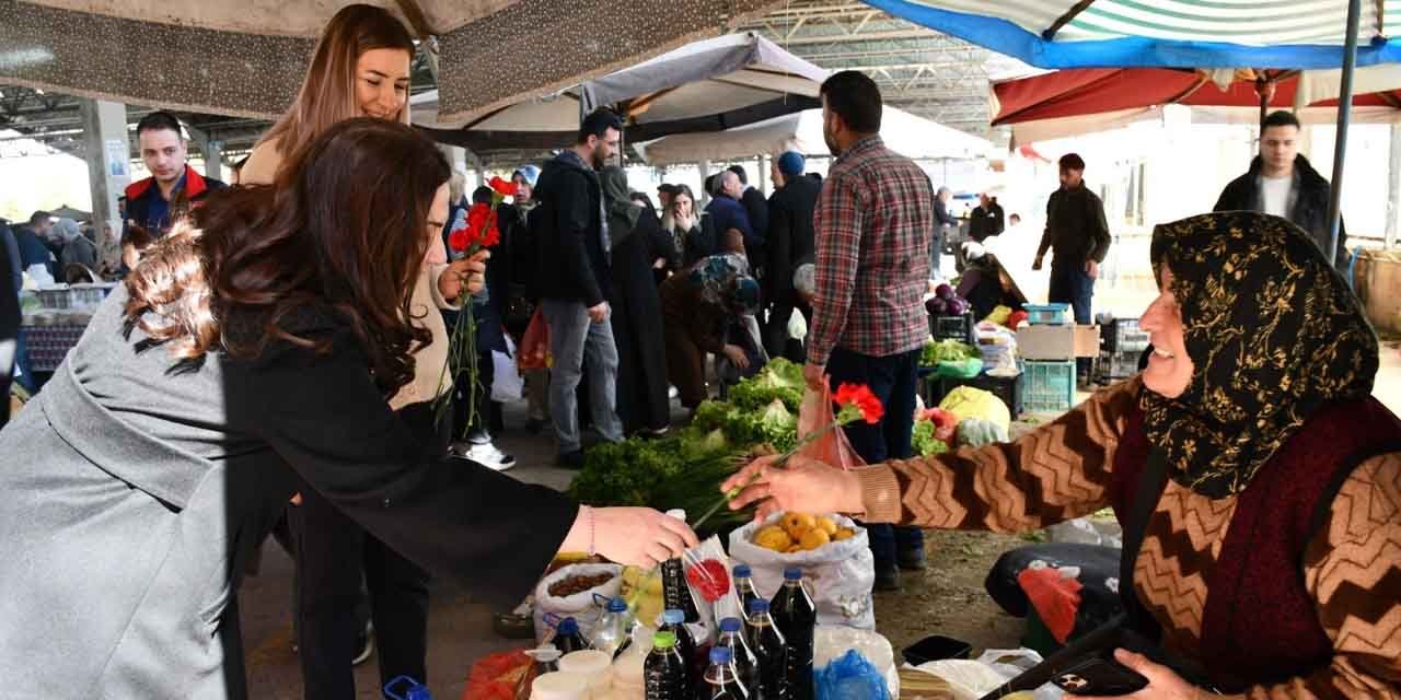 Semt pazarındaki kadınlar unutulmadı