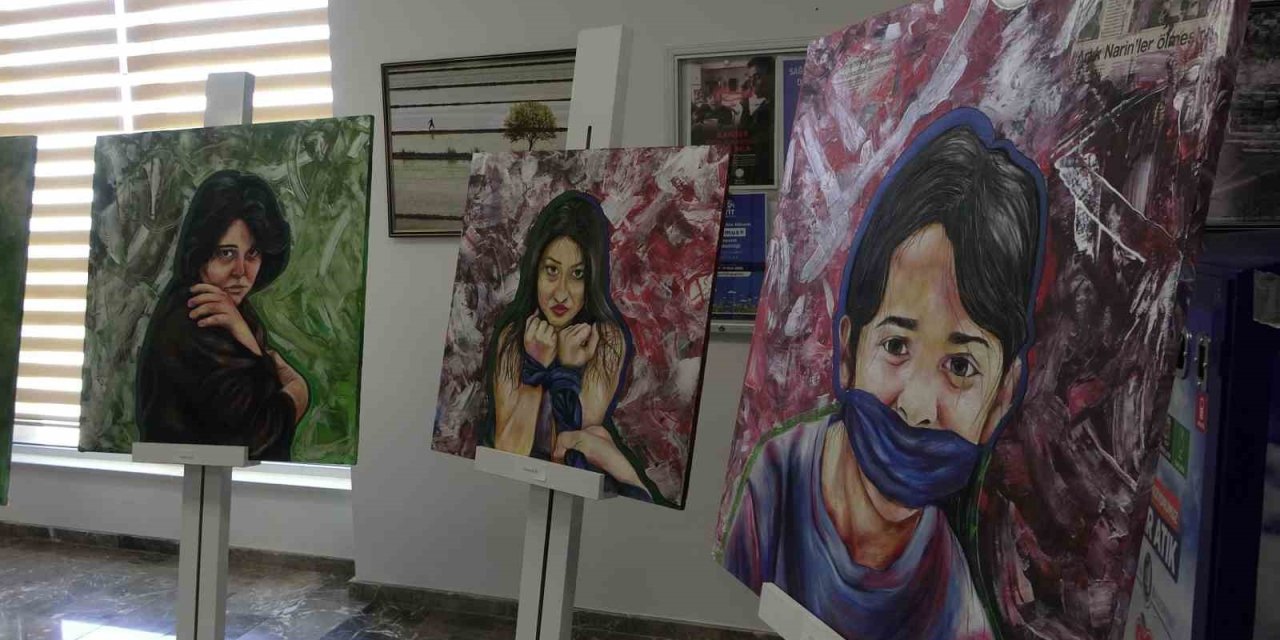 Kadınların toplumdaki önemi tuvallerle anlatıldı