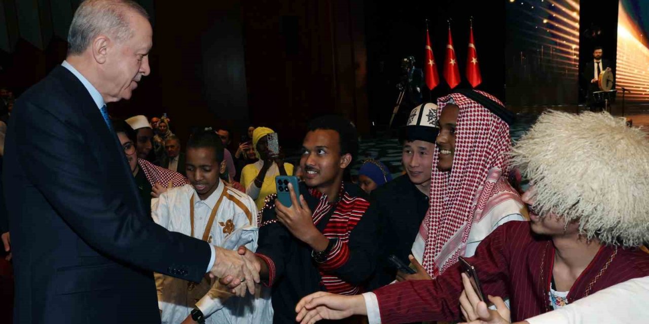 Cumhurbaşkanı Erdoğan: "Nerede bir zulüm, çatışma, adaletsizlik varsa sona erdirmek için biz oradayız"