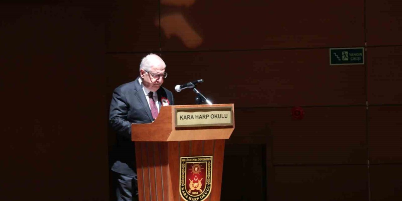 Gazi Mustafa Kemal Atatürk’ün Kara Harp Okulu’na girişinin 126. yıldönümü töreni