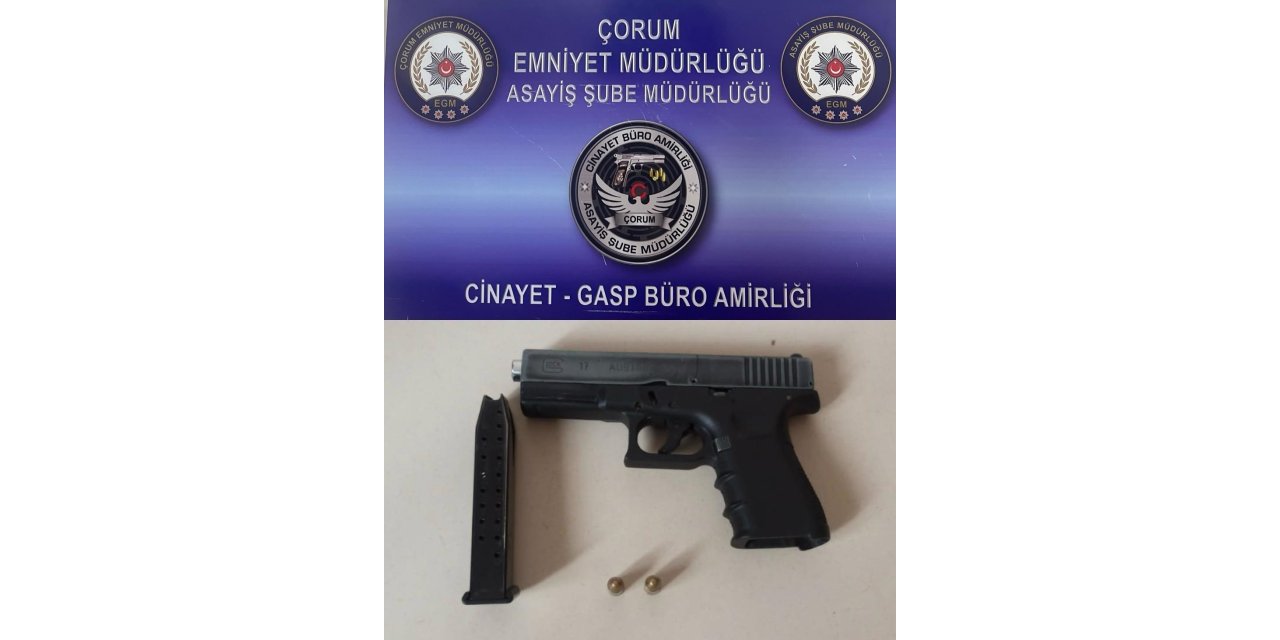 Çorum’da asayiş operasyonları: silah, uyuşturucu ve aranan şahıslar ele geçirildi