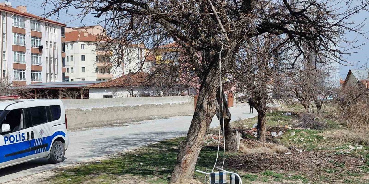 Çorum’da intihara kalkışan şahsı vatandaşlar engelledi