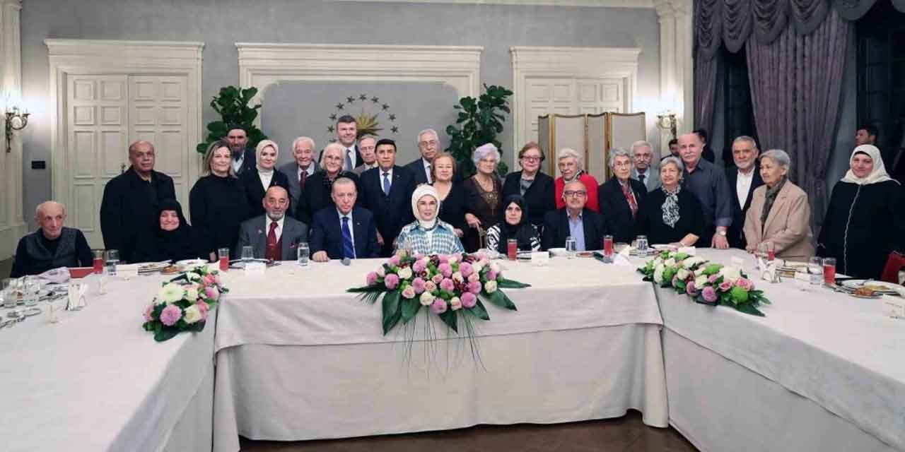 Emine Erdoğan’ın yaşlılarla iftarına sürpriz ziyaret