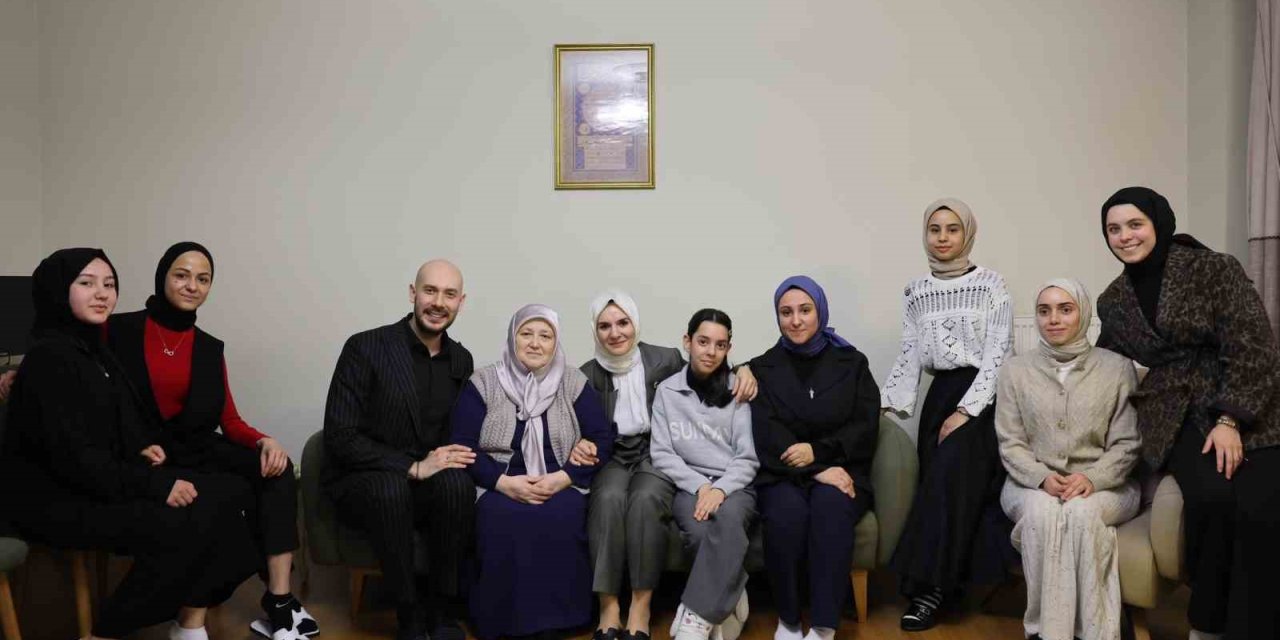 Bakan Göktaş’tan şehit ailesine ziyaret