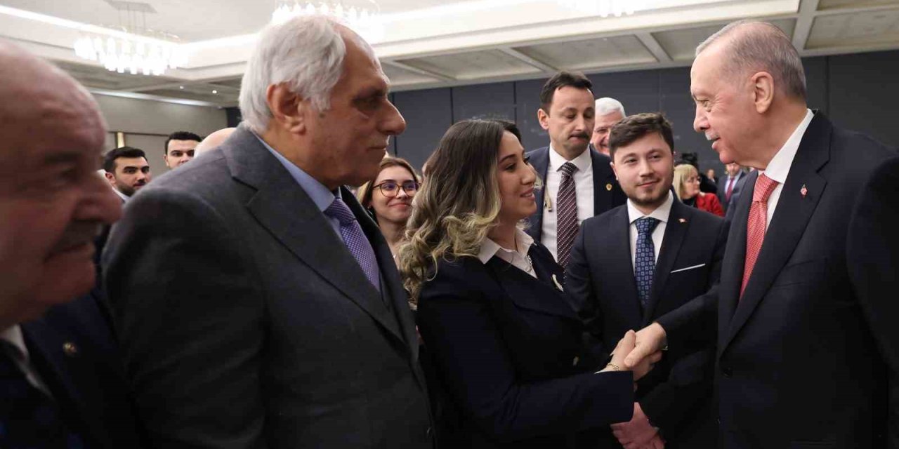 Cumhurbaşkanı Erdoğan: "Bizim ne şahsen, ne parti, ne de ittifak olarak muhalefetin müsamerelerine ayıracak vaktimiz yok"