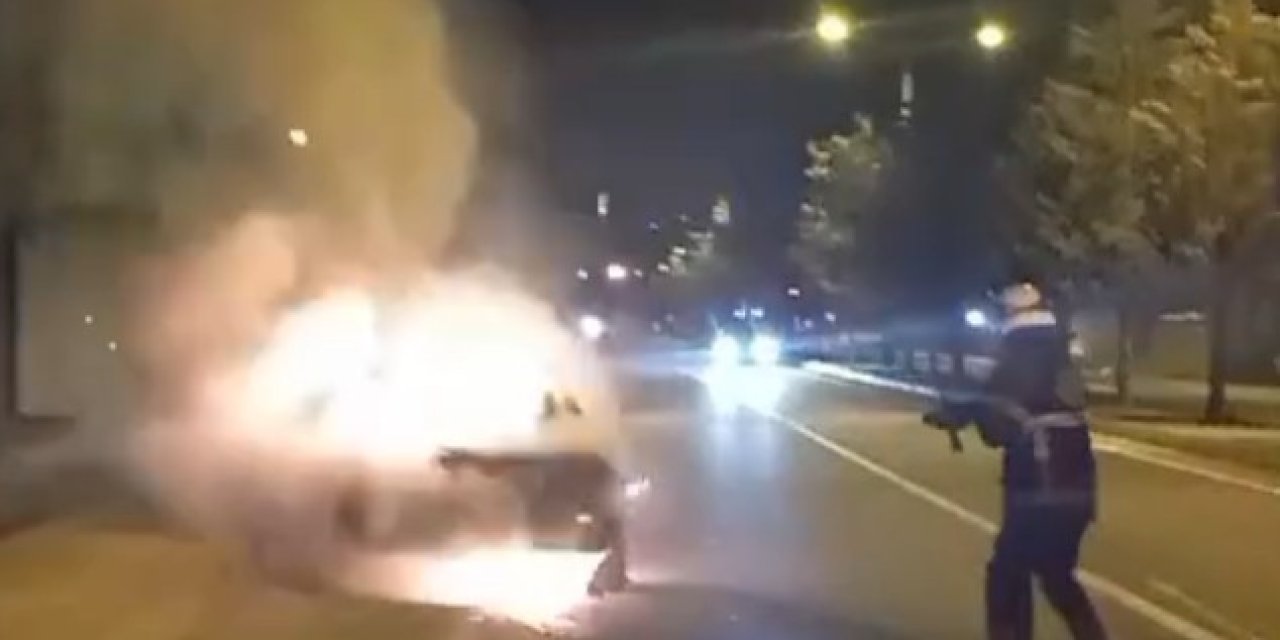 Kastamonu’da Fiat-Tofaş marka otomobil yandı