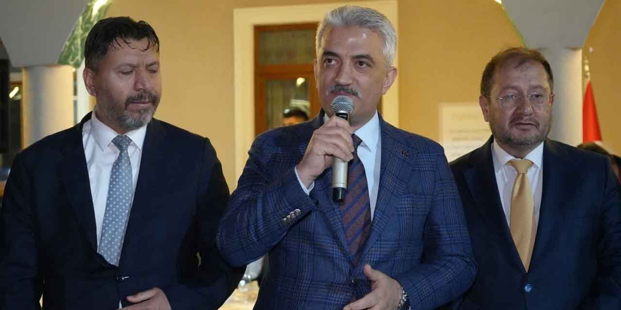 Vali Makas'a "Devlet-Millet Dayanışması Ödülü"