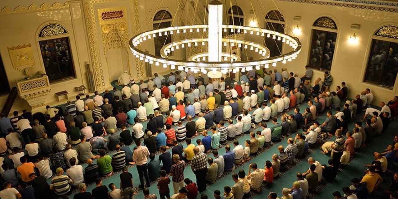 Bayram namazı nasıl kılınır? Bayram namazı saat kaçta?