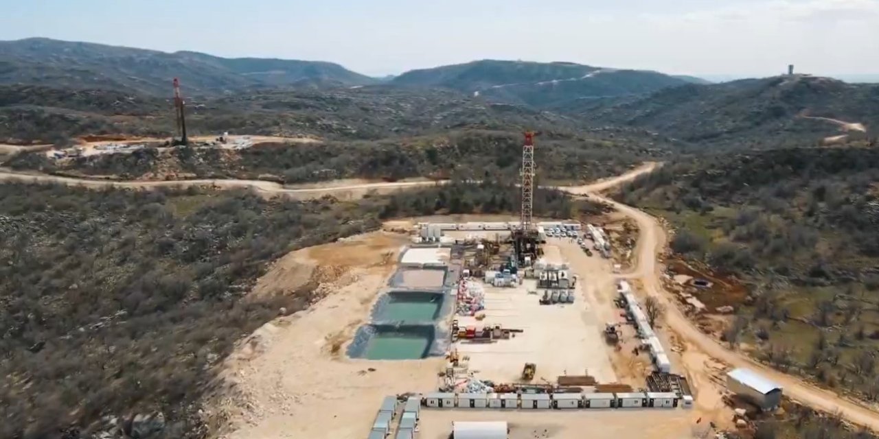 Bayraktar: "Koca Yusuf Sondaj Kulesi ile yerli üretim artıyor, dışa bağımlılık azalıyor"